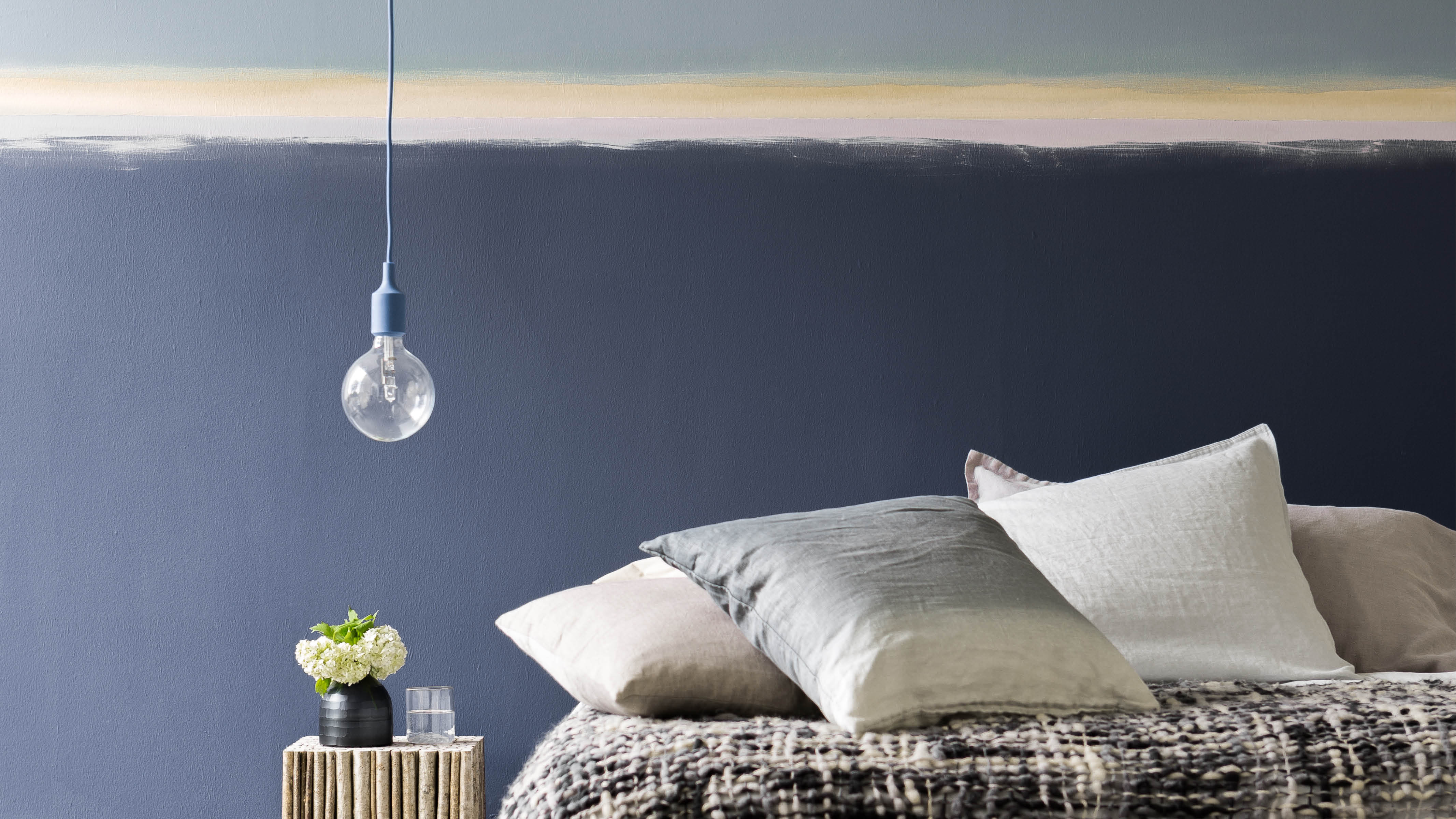 A restful guest bedroom Create a versatile guest bedroom by choosing a simple, neutral colour scheme that can be dressed up with soft furnishings and accessories.