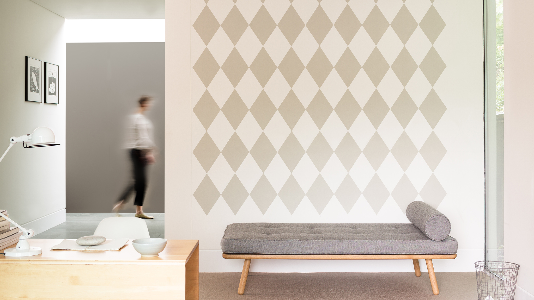 Paint a pattern on your wall Your baby will see everything in black and white for the first few weeks after they’re born, so contrasting stripes or patterns are a great way to stimulate their visual development.